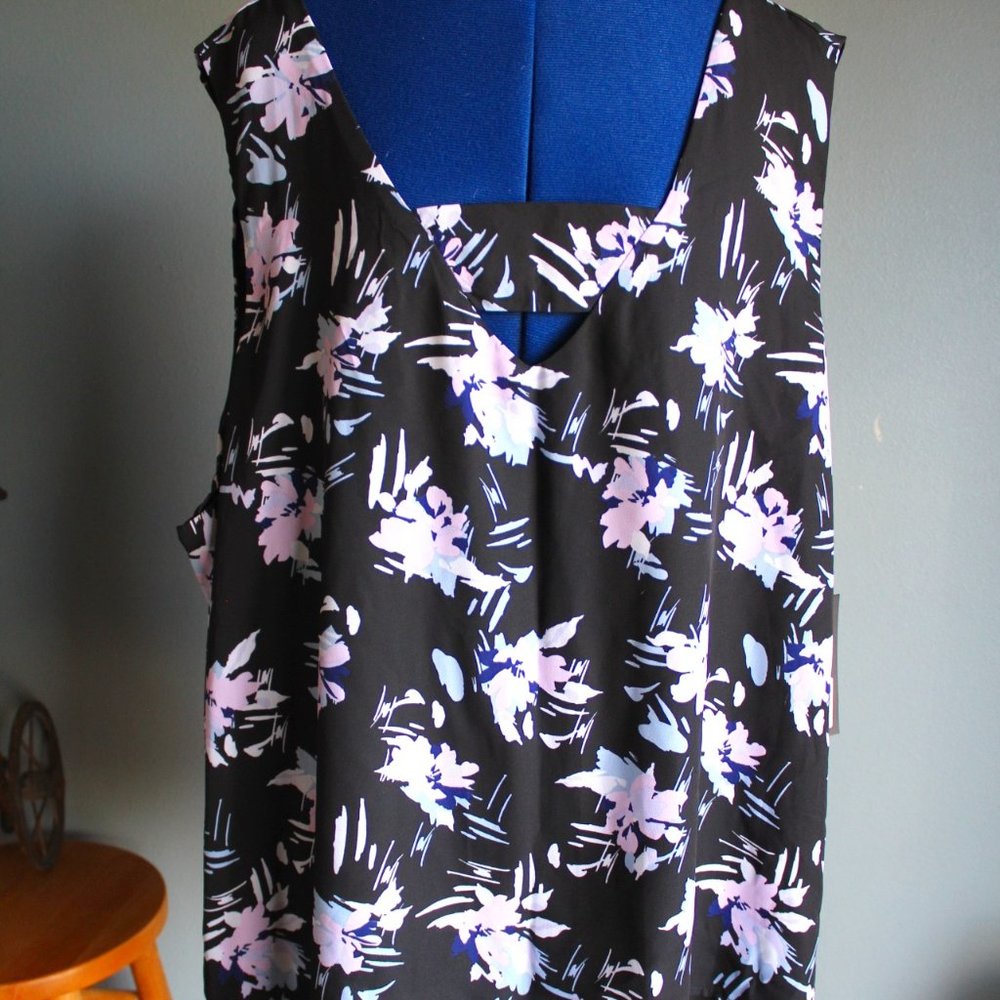 Gnu Women's Sleeveless Black/White Floral Blouse Plus Size ~3XL~ NWT
